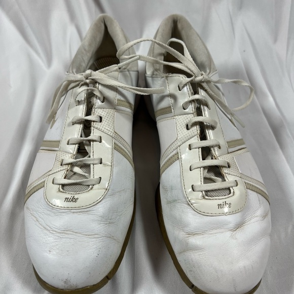 Nike White Athletic Shoes with Low-Top Design - Picture 1 of 4